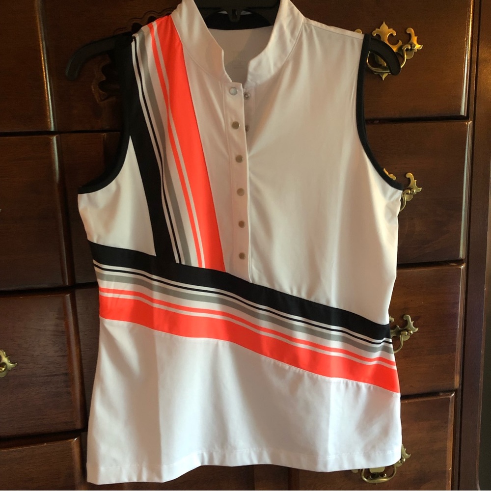 Tail Golf Top.  Excellent condition.  Size Medium.